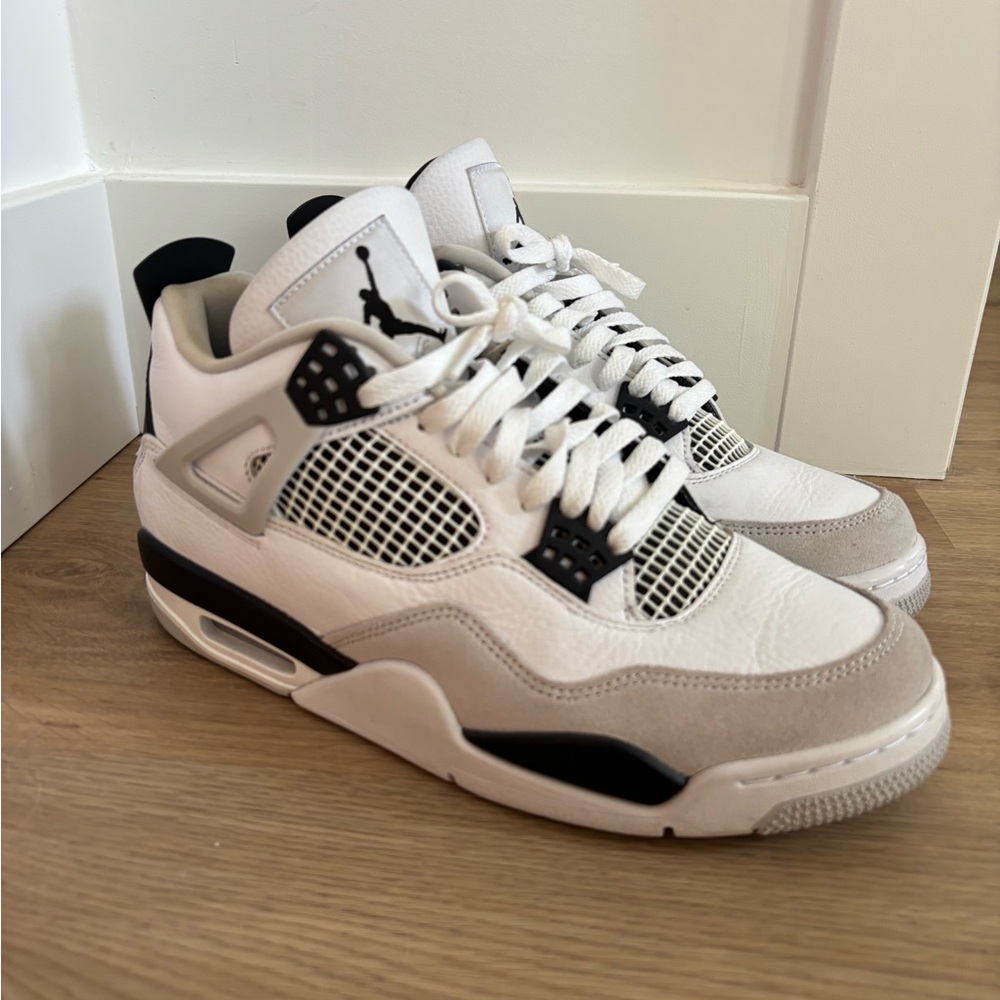 Nike Air Jordan 4 Military Black Size 9.5 - Picture 3 of 10